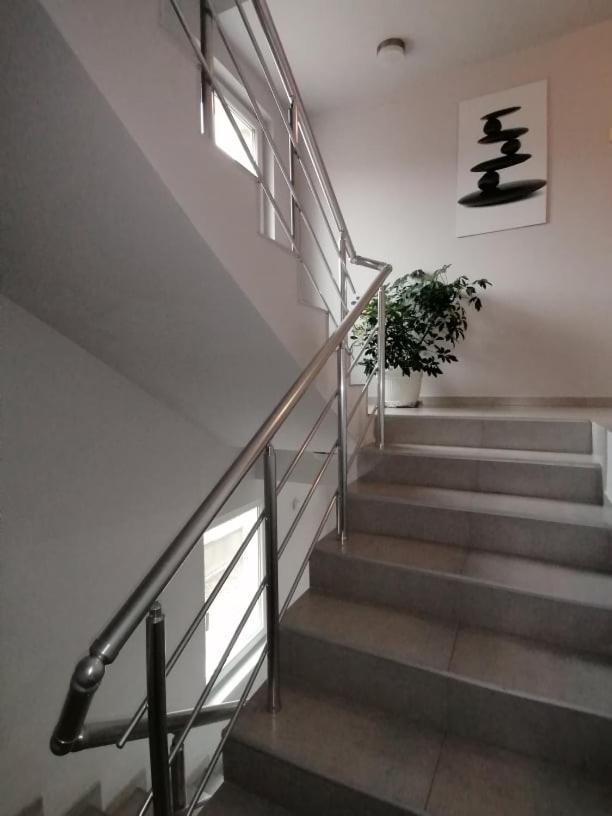 Astoria Aparthotel ฮิซาเรีย ภายนอก รูปภาพ