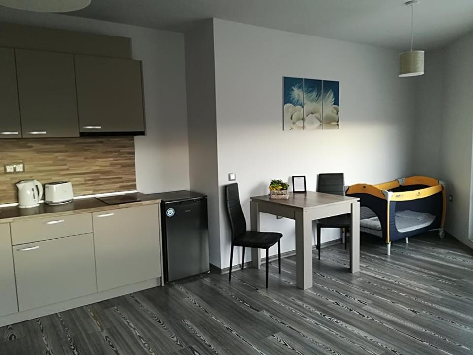 Astoria Aparthotel ฮิซาเรีย ภายนอก รูปภาพ