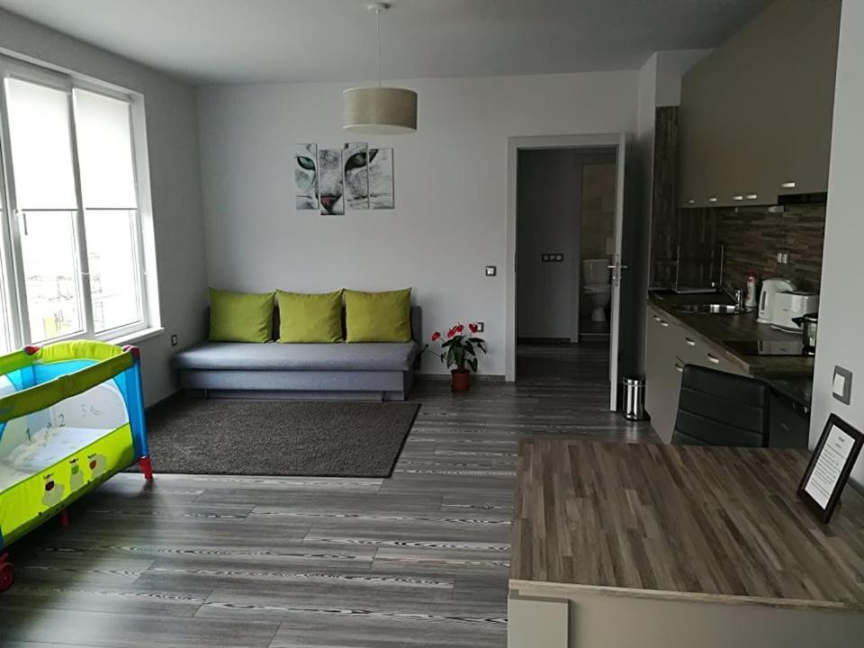 Astoria Aparthotel ฮิซาเรีย ภายนอก รูปภาพ