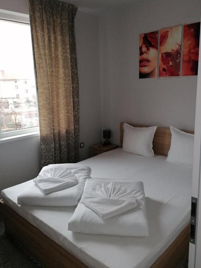 Astoria Aparthotel ฮิซาเรีย ภายนอก รูปภาพ