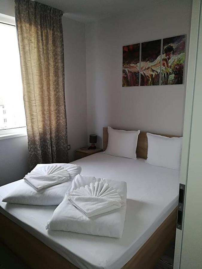 Astoria Aparthotel ฮิซาเรีย ภายนอก รูปภาพ